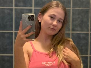webcam girl chat room GlossyMonica