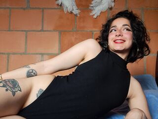 naughty camgirl fingering pussy GretaMo
