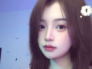 naked cam girl picture HedyIvy