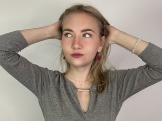 naked girl with webcam masturbating with sextoy HisakoHenn