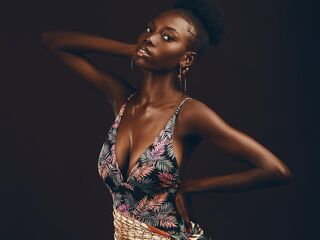 livesex cam IssaJenner