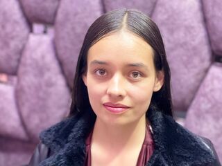 nude web cam IssaMontenegro