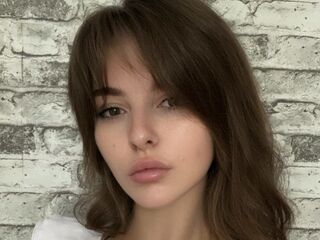 camgirl fingering wet pussy JessikaLatus