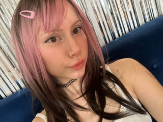 webcam chat room KayaSnowy