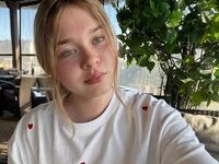 cyber sex webcam KendallHennig