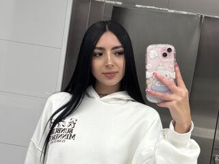 naughty cam bitch LauraMeeth