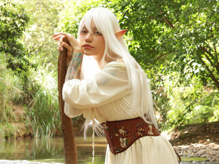 naughty cam girl LeeZoldyck