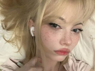 girl naked LeonardaZeeman