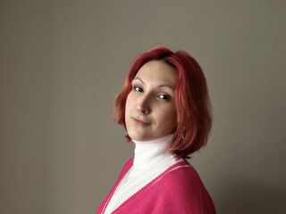 webcam pic LesliMahone