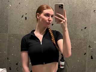 cam girl live cam LessieNunz