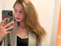 nude webcam girl LillieMann