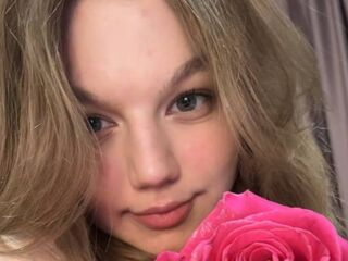 chat room photo LinnGrimshaw