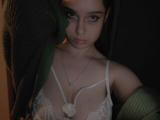 hot girl webcam LioraMist
