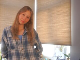 camgirl playing with vibrator LorenSedano
