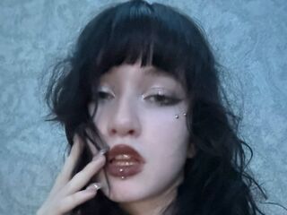 cam slut chat room LouisePerrish