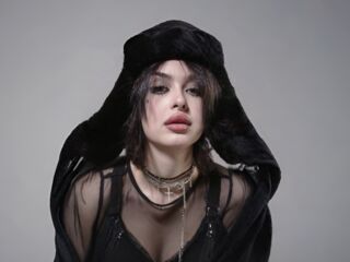 camgirl masturbating with dildo MahaliaNeher