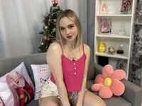 camgirl masturbating MandyFills