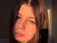 fingering webcamgirl MargarettJohns