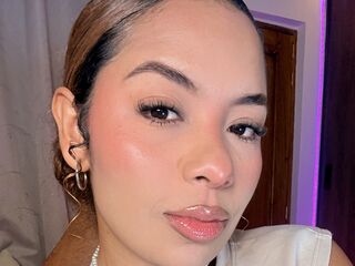 beautiful webcamgirl MeganMarc