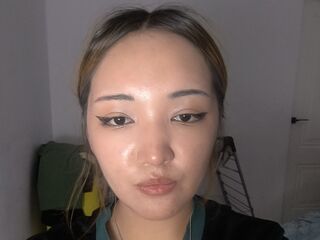 girl sexcam MiaChinessa
