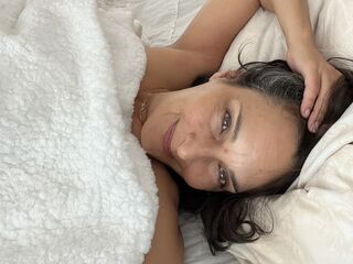 camgirl masturbating MichaelaBelle