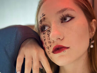 chatroom cam MistyColacone