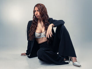 naked cam girl masturbating with sextoy RosalineBelmont