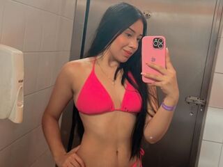 naked camgirl masturbating with dildo RoxanneBlair