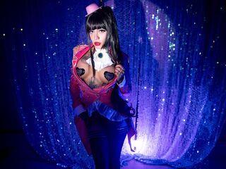 chat room picture SaraBrooks