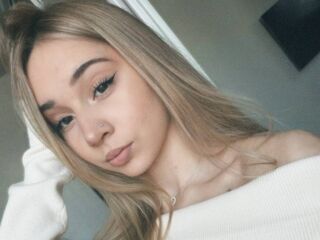 live cam show ShaquitaSofranko