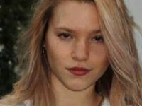 camgirl playing with vibrator ShawnCejka