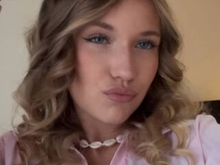 live chat room ThomasineKemery