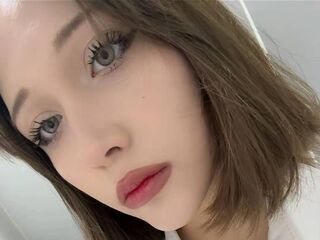 cam girl playing with vibrator VanBobic