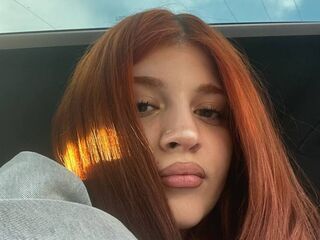 naked camgirl masturbating VelmaraJoy