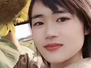 webcam bitch chatroom XiaoqiongLen