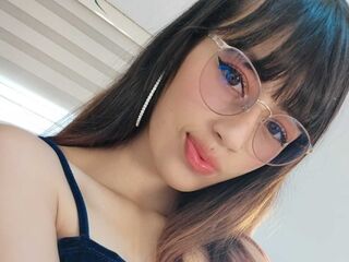 hot live cam YiyisMarthin